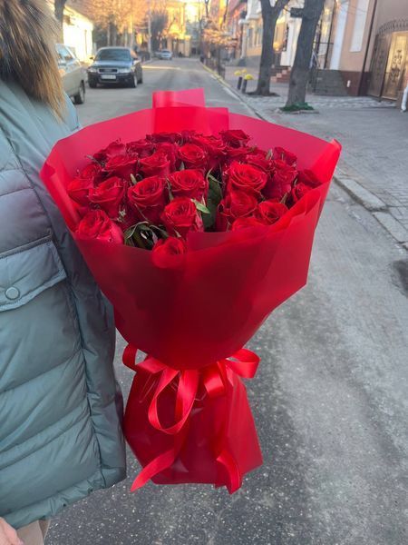 Букет із 25 класичних троянд &laquo;Червона пристрасть&raquo; 39756 фото